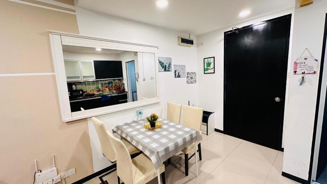 Taragon Homestay - Kuala Lumpur Exteriör bild