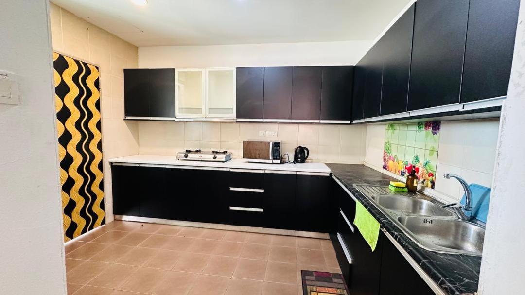 Taragon Service Apartment Kuala Lumpur Exteriör bild